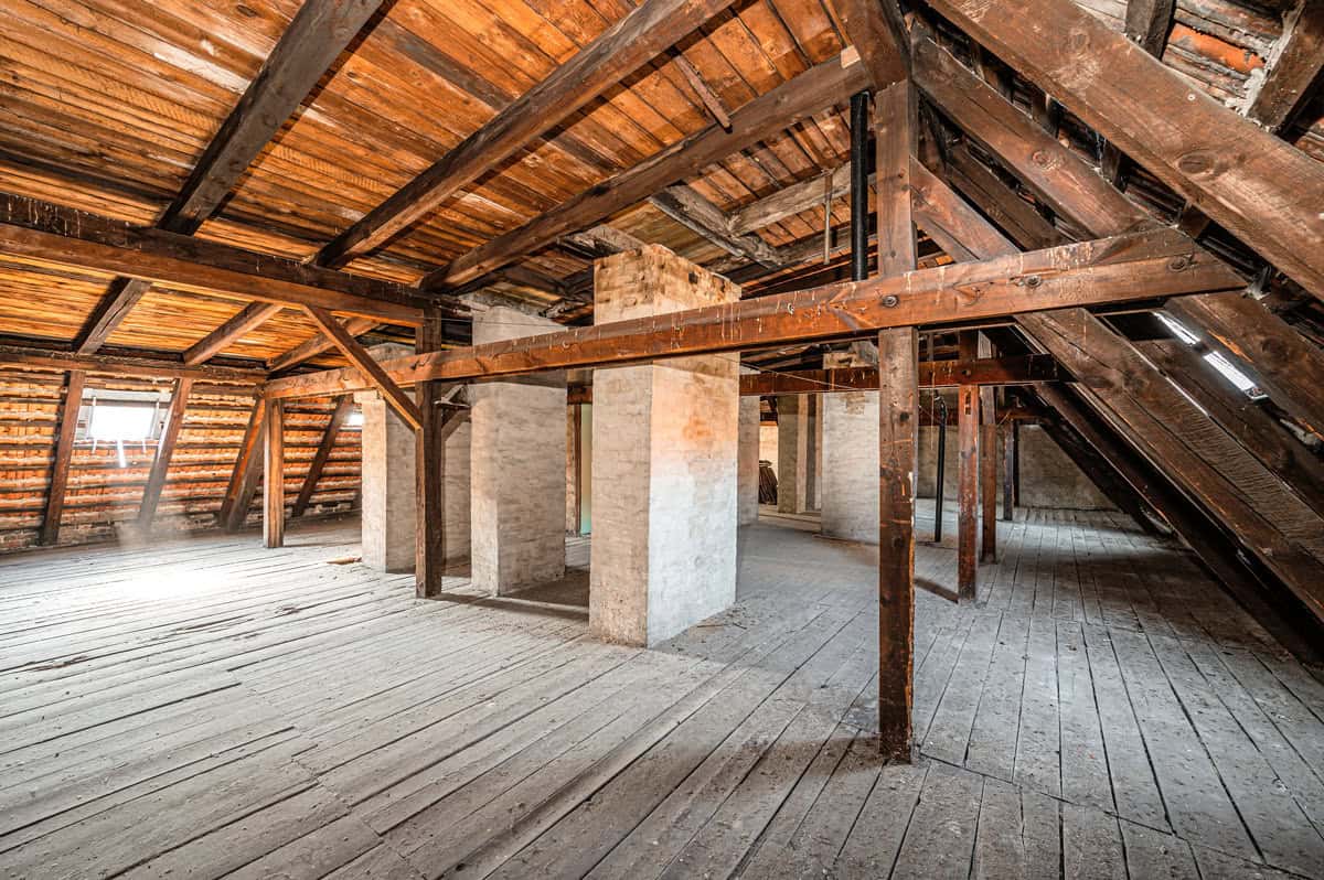 Schoeneweider 17-1-Dachgeschoss-Ist-Zustand-_3_