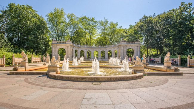 Strausberger Platz-Umgebung_Märchenbrunnen_Volkspark