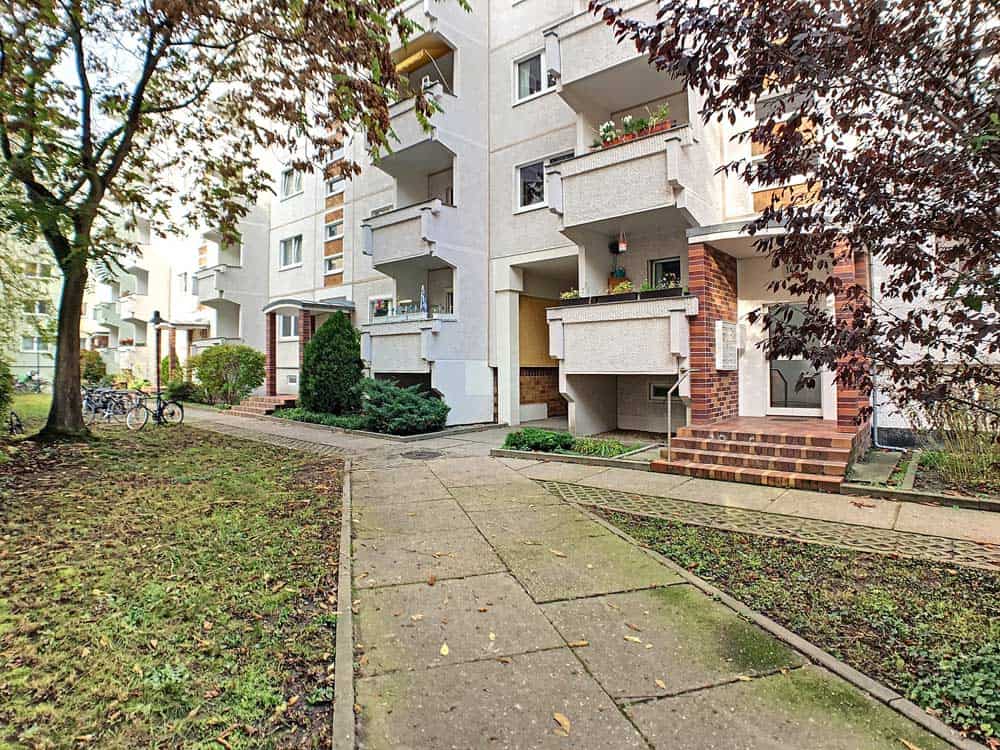 Persiusstrasse-6Hofbereich