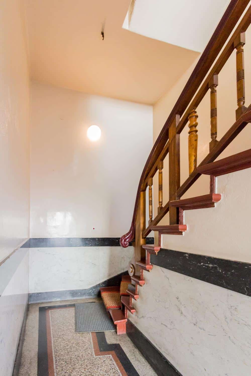 floris-Treppenhaus-_2
