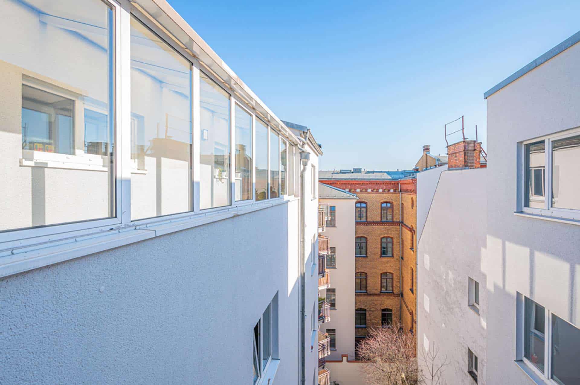 Laubengang_Hinterhof