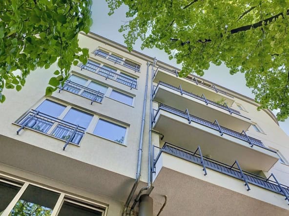 Fassadenansicht mit Balkonen