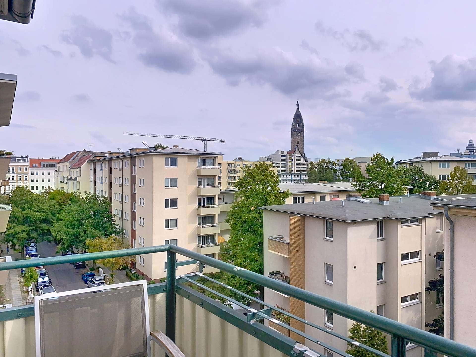 Balkon mit freiem Blick und südlicher Ausrichtung 