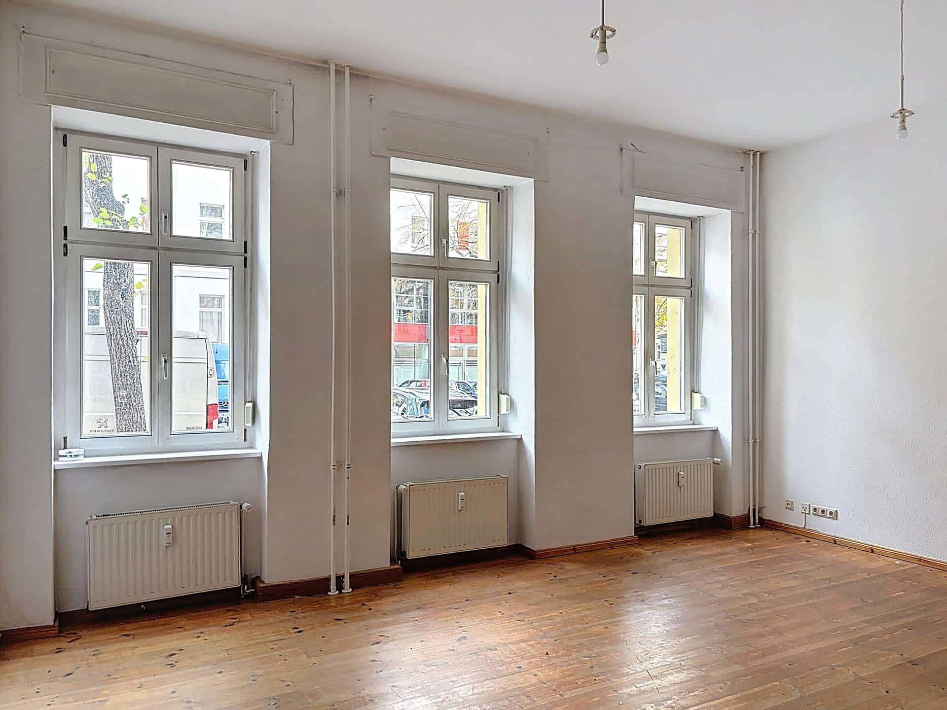 Sehr geräumiges Wohnzimmer