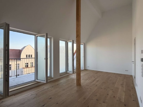 Wohnzimmer: hier kann ein weiteres Zimmer abgetrennt werden