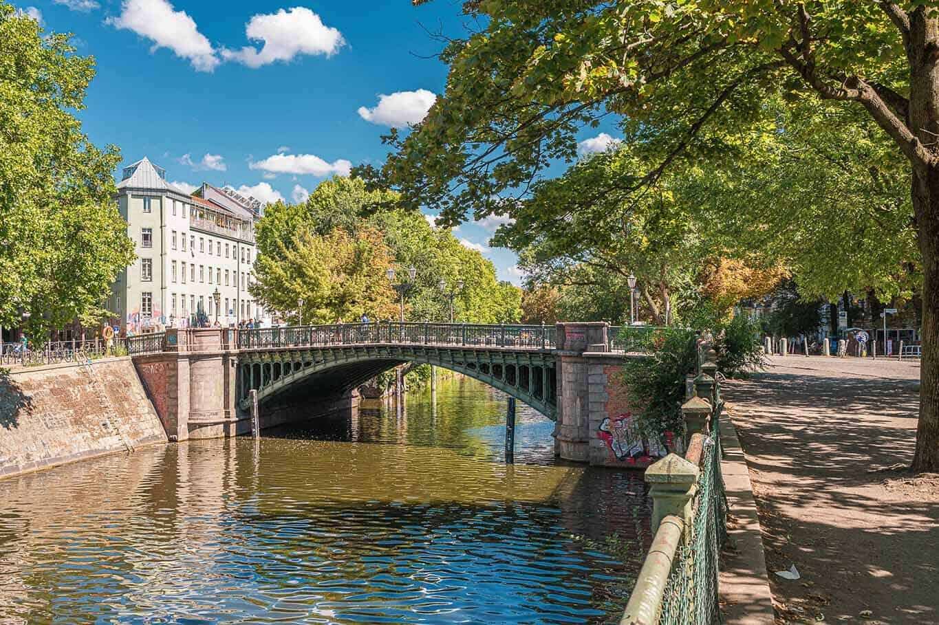 Umgebung Admiralbrücke