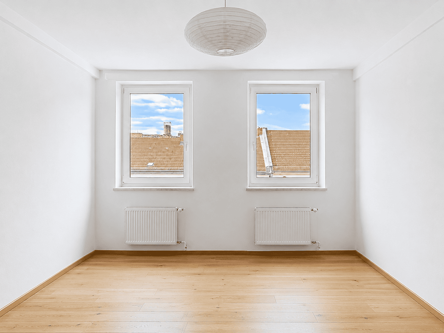 Großes Schlafzimmer